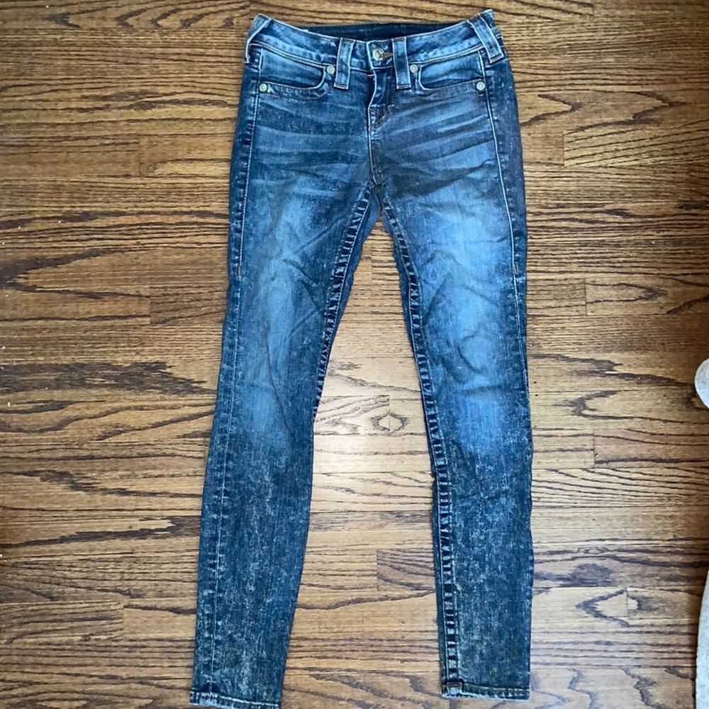 True Religion Acid Wash - 23